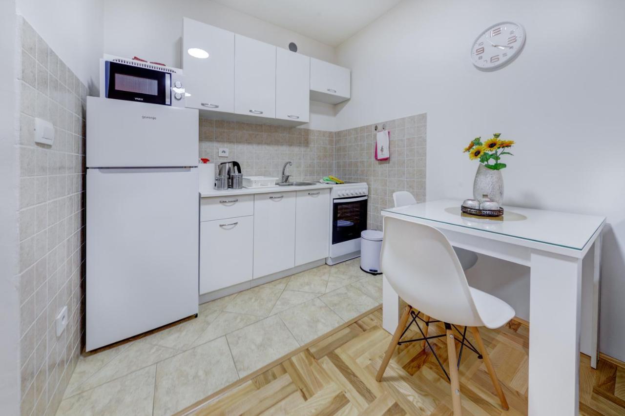 Apartment Makao พอดโกริกา ภายนอก รูปภาพ